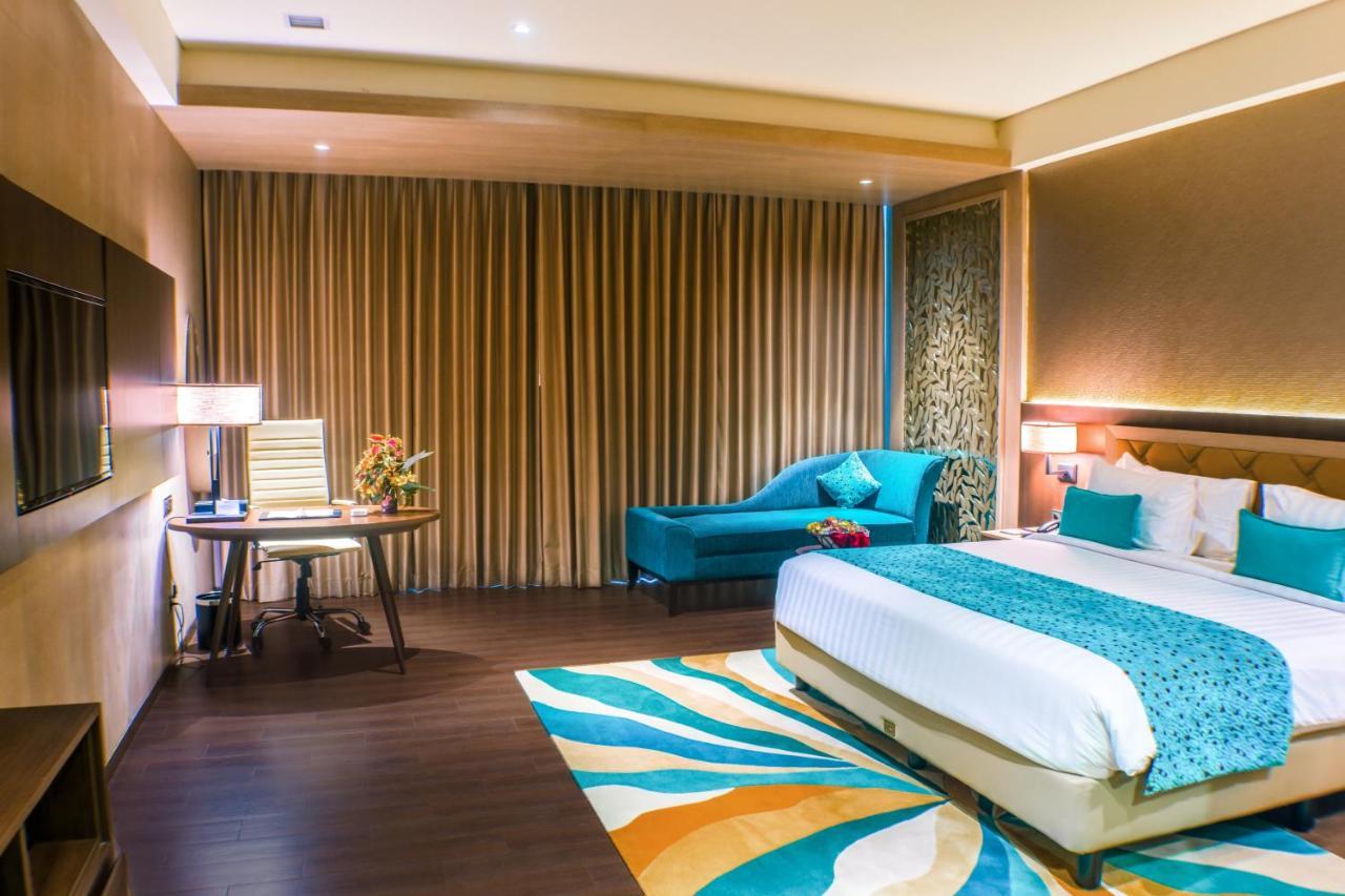 Hotel BW Luxury Jambi Exterior foto